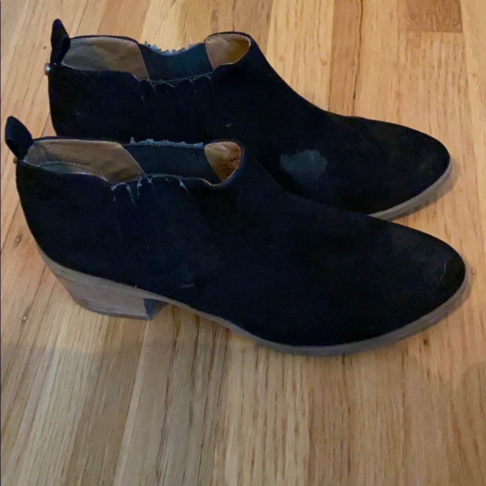 Black Booties